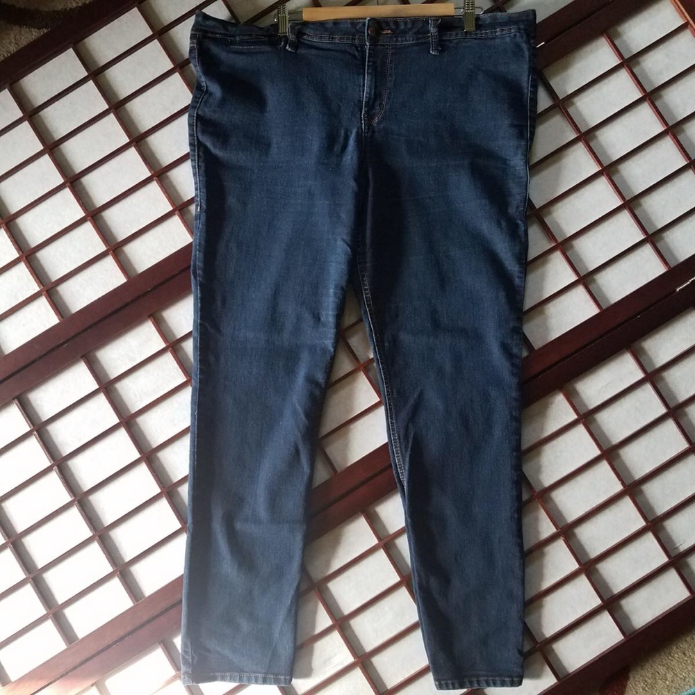 FRAGILE BLUE JEANS
